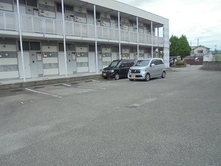 レオパレスルニⅡのその他|敷地内