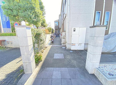 【エントランス】 | ＬＡＰＩＳ花小金井