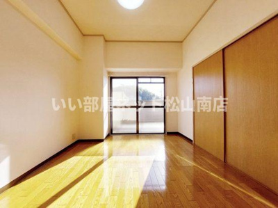 【内装】 | マンション南小坂