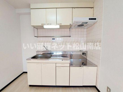 【キッチン】 | マンション南小坂