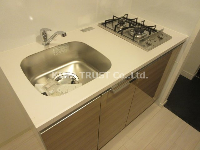 プレサンス梅田のキッチン|キッチンです