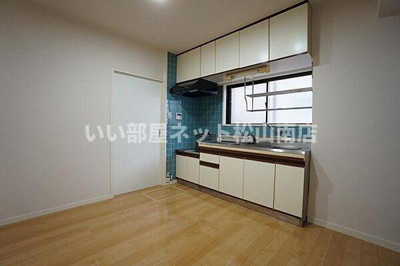 【キッチン】 | レ・セーナ東石井