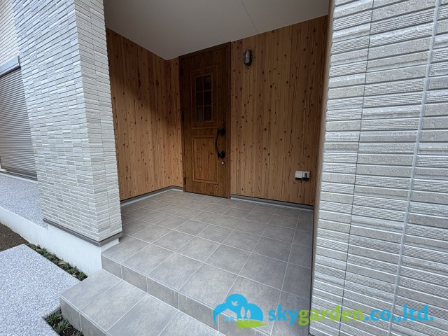 鎌倉市梶原3丁目　新築戸建　全1棟1号棟の玄関