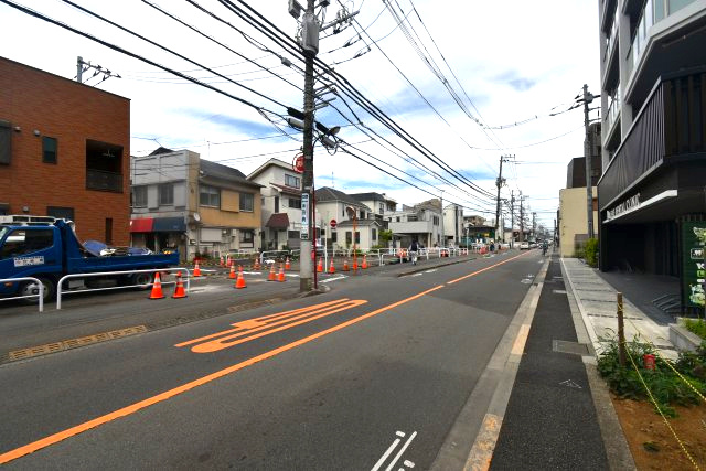 下連雀7丁目・売地の前面道路含む現地写真