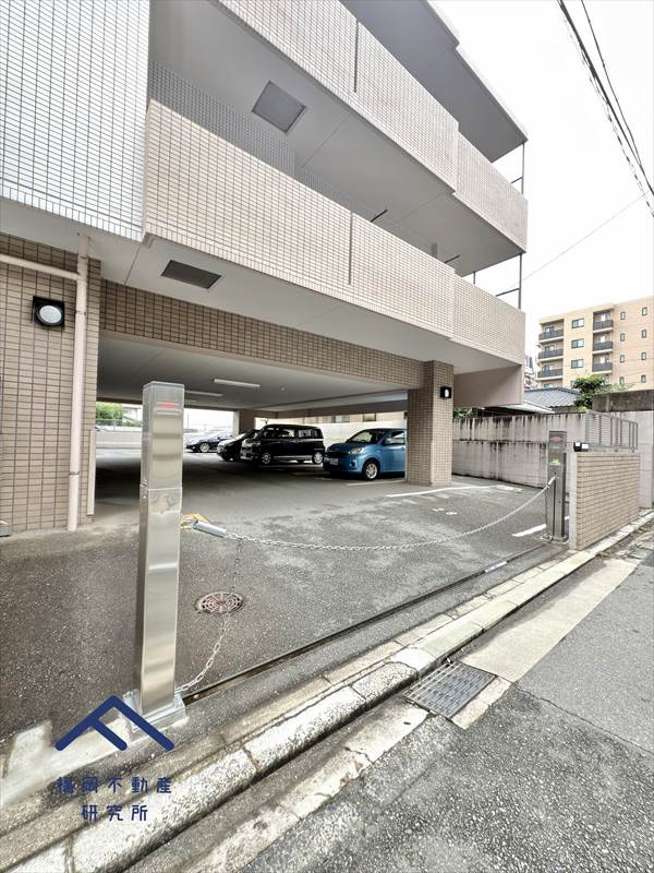 アーティックス大濠の駐車場