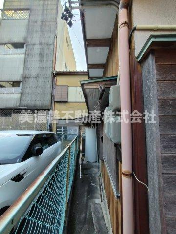 ６５０９６　岐阜市忠節町土地の外観