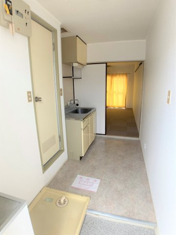 ハイツ若草Ⅱの玄関