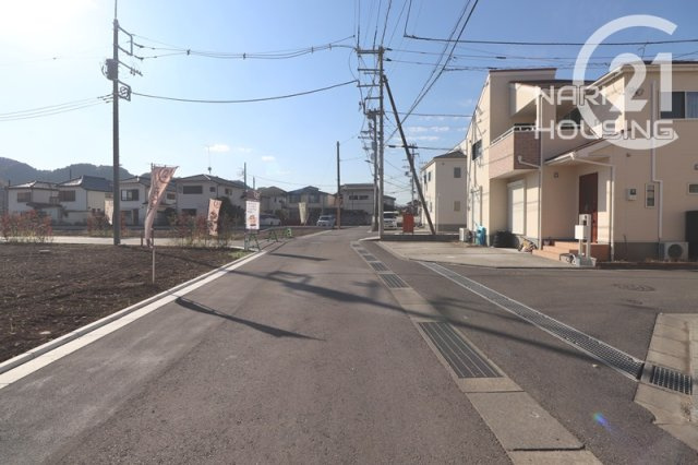 【前面道路含む現地写真】 | あきる野市伊奈　売地　全16区画　15号区 | あきる野市立増戸小学校区域！