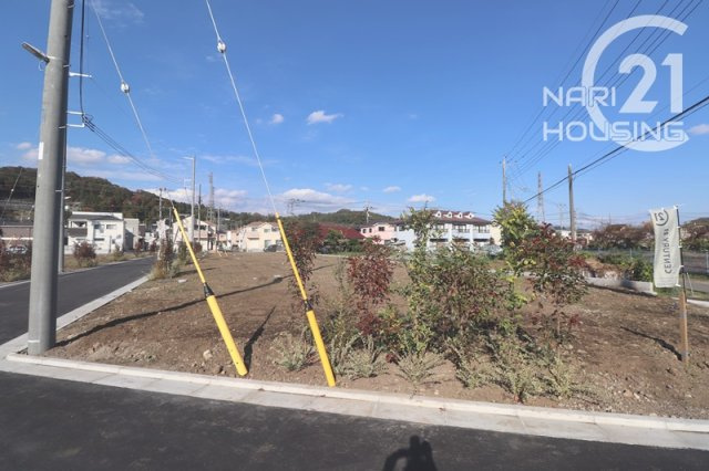 【前面道路含む現地写真】 | あきる野市伊奈　売地　全16区画　15号区 | 前面道路含む現地写真です