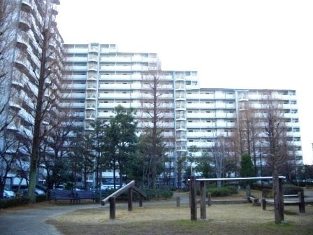 メイプルパークスクエア西弐番街の外観