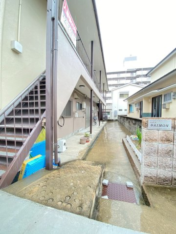 ハイツサイモンのエントランス