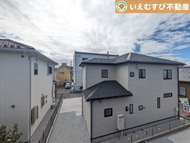 BLOOMING GARDEN　本庄市下野堂の展望|高い建物が無く開放感のある展望
バルコニーからの展望も開けていて閑静な住宅地が望めます。日当りも良いですね♪