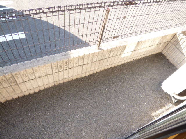 エスポワール都ⅡＤのバルコニー|専用庭