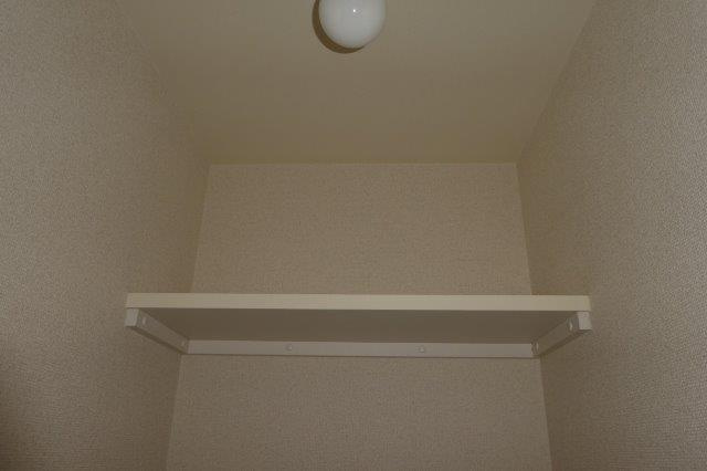 エスポワール都ⅡＤのトイレ|棚