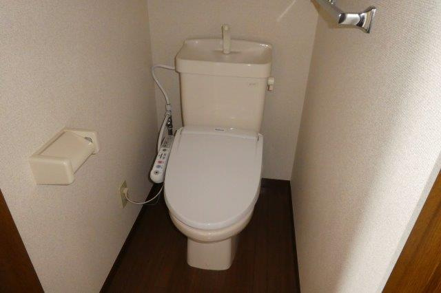 エスポワール都ⅡＤのトイレ|シャワー付きトイレ