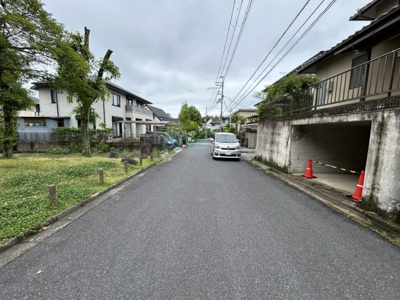 【前面道路含む現地写真】 | 仰木の里２丁目