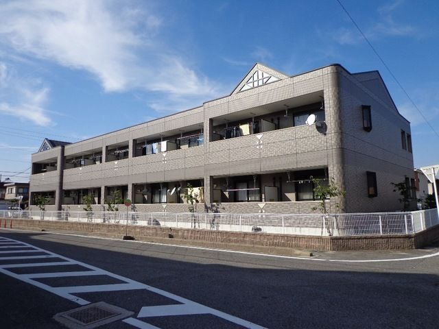 ルミエール大坪の外観