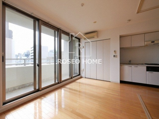 アーデンタワー立売堀の居間・リビング|同マンション別部屋：参考写真