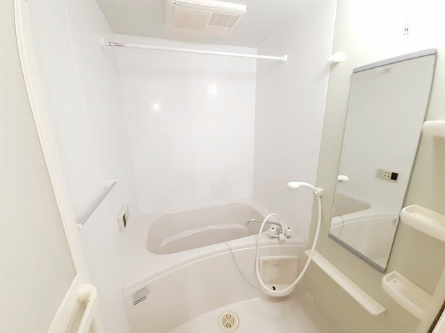 メゾン・アルカンシエルの浴室