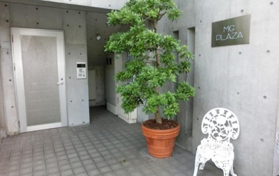 【エントランス】 | MGプラザ