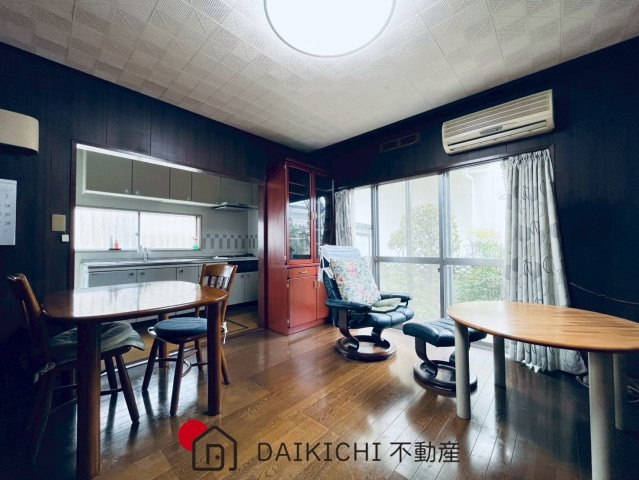 【居間・リビング】 | 白岡市小久喜　中古戸建