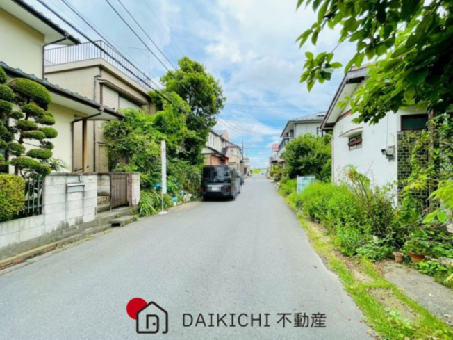 【前面道路含む現地写真】 | 白岡市小久喜　中古戸建