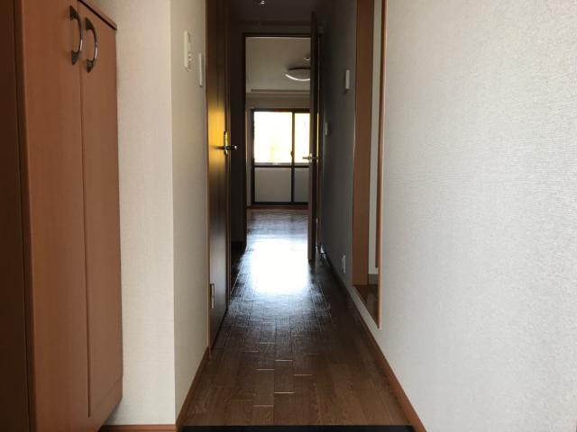 サンシャイン　ビレッジの内装|廊下