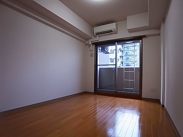 神戸市兵庫区羽坂通３丁目の賃貸マンションの居間・リビング|室内