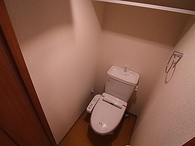 神戸市兵庫区羽坂通３丁目の賃貸マンションのトイレ|ウォシュレット付トイレ