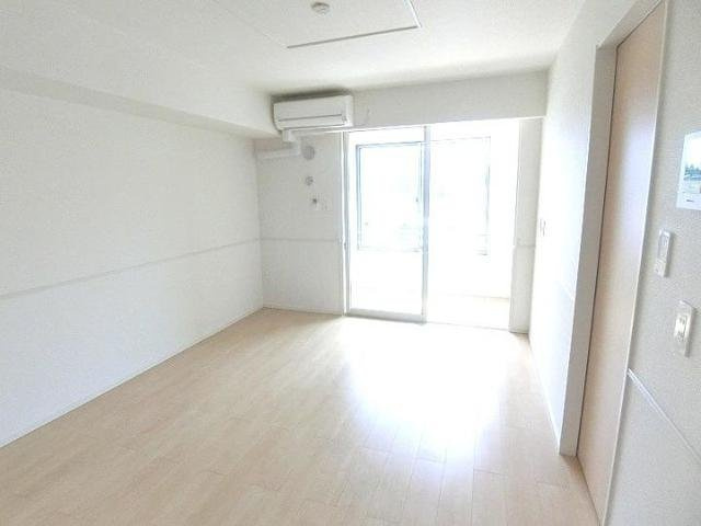 ツイル　フィールドの内装