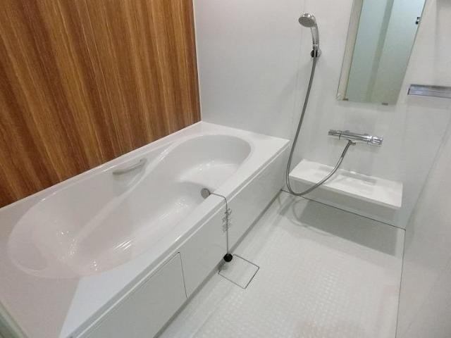 ツイル　フィールドの浴室