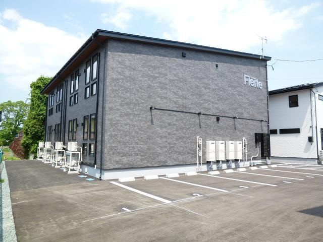 ラ・ペルラ下北沢