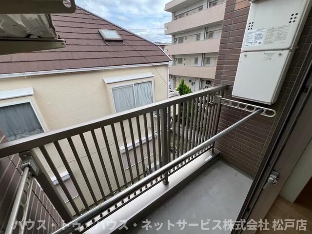 グランルージュＮ馬橋のバルコニー