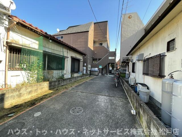 グランルージュＮ馬橋のエントランス