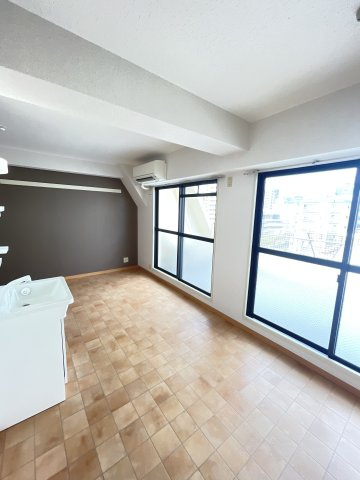 シャトゥソフィアの居間・リビング