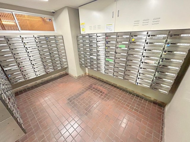 ファミールハイツ北大阪1号棟のその他共用部分