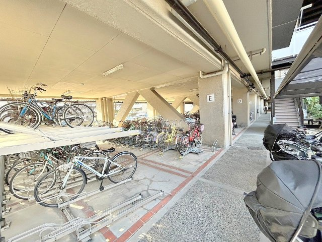 ファミールハイツ北大阪1号棟のその他共用部分