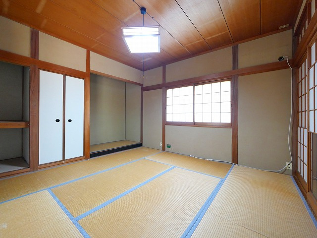 鳥見町　安川貸家の和室