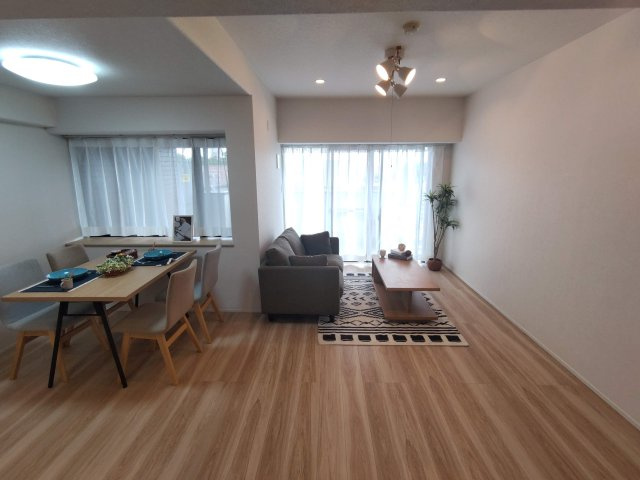 【居間・リビング】リヴァージュ高林 