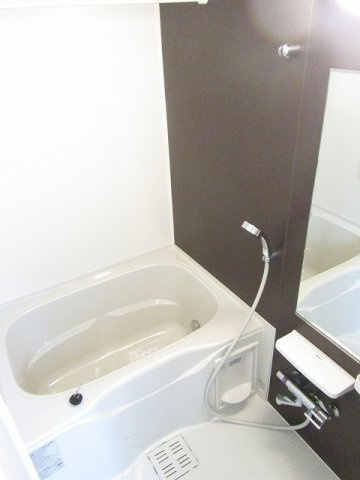 グランド　ソレイユ壱番館の浴室