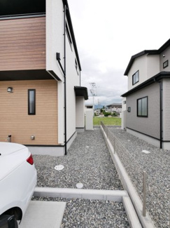 【周辺】 | 東側隣地境界