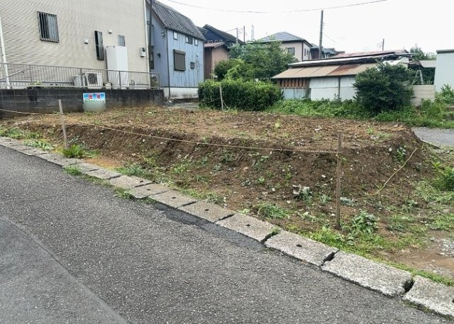 【外観】 | 販売されている全ての土地が、宅地用の土地であるとは限りません。都市計画法に基づき、基本的に住宅を建てることができるのは土地計画区であることに加え、市街化区域として定められている地域のみとなっています。