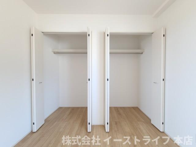 【新築戸建】　いわき市郷ケ丘4期の収納|ダブルクローゼットで収納力があります