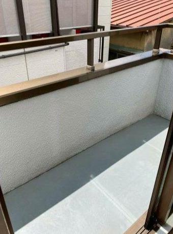 【バルコニー】