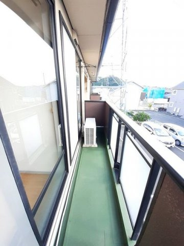 メゾングランデＢのバルコニー