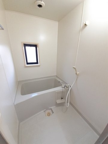 メゾングランデＢの浴室