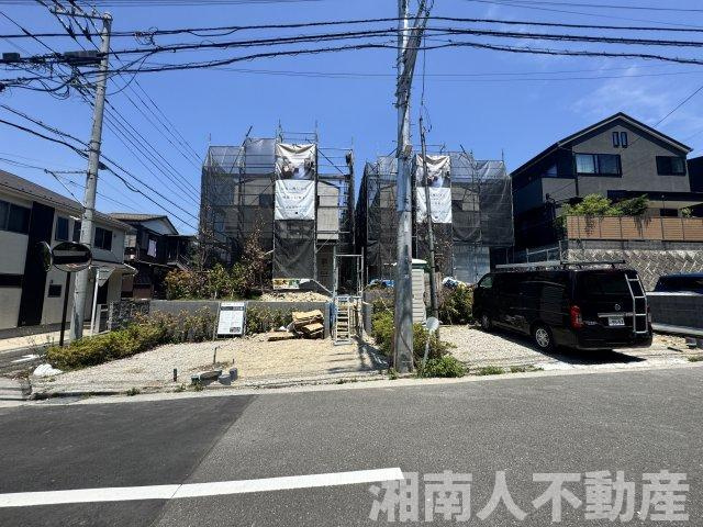 鎌倉市二階堂７７３－３８新築戸建の前面道路含む現地写真|前面道路含む現地写真です
