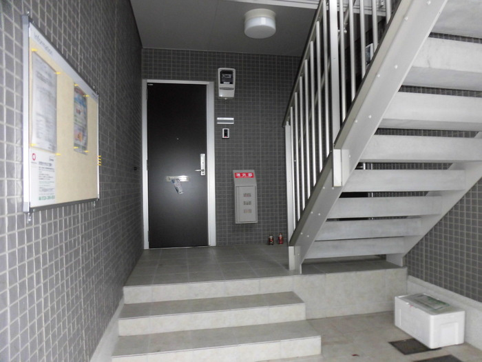 ブライトコート花繰 B棟のエントランス|エントランス