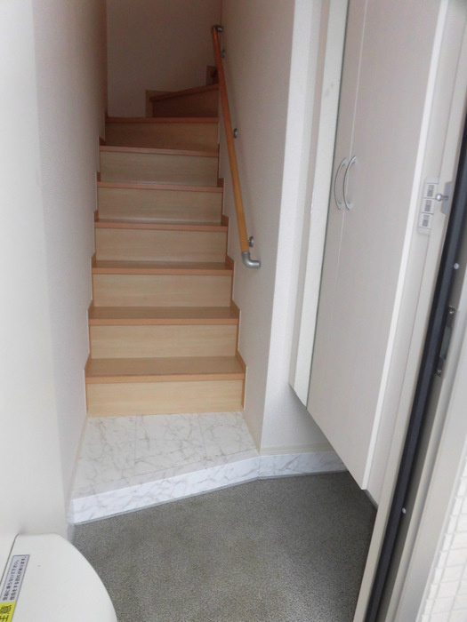 セジュールSAITOU A棟の玄関|A202 玄関