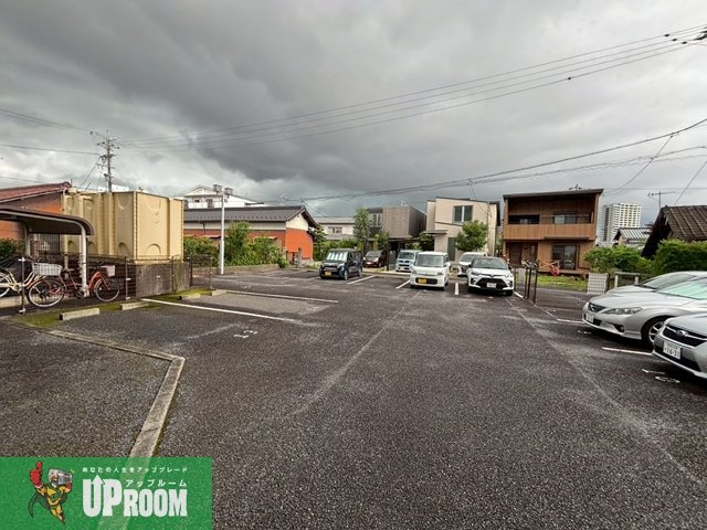グランクリュの駐車場